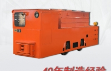 礦用電機車防倒車誤撞功能的原理是什么？
