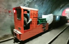 3噸礦用井下鋰電池電機(jī)車(chē)現(xiàn)場(chǎng)視頻