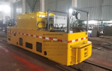 礦用電機(jī)車如何使用無人駕駛運(yùn)行單元？