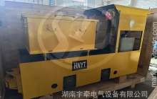 多少噸礦用湘潭電機車是指自重嗎？